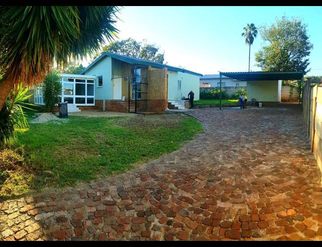 4 BEDROOM HOUSE FOR SALE IN DANVILLE